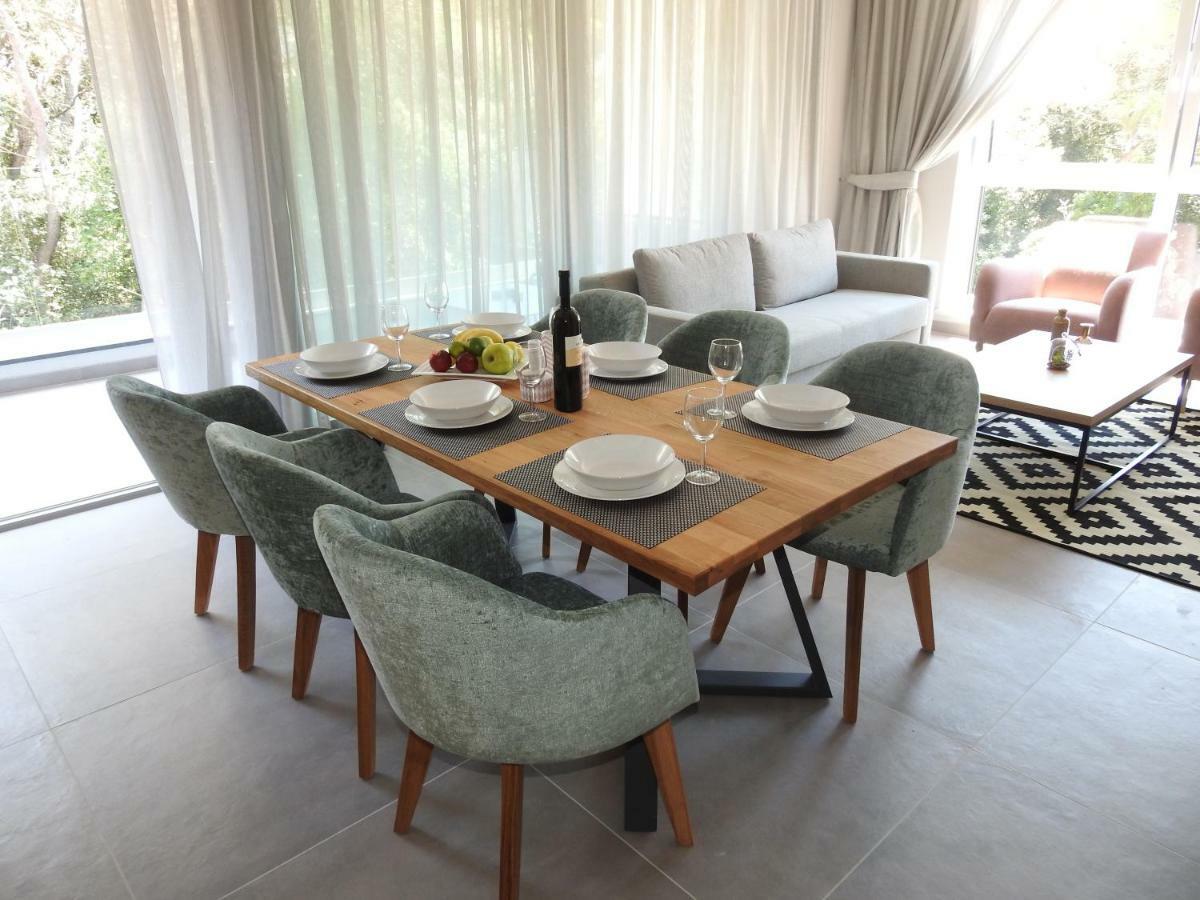 Luxury Apartments Magali 2 ロヴィニ エクステリア 写真