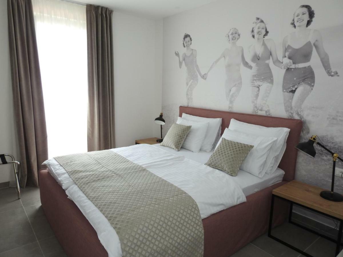 Luxury Apartments Magali 2 ロヴィニ エクステリア 写真