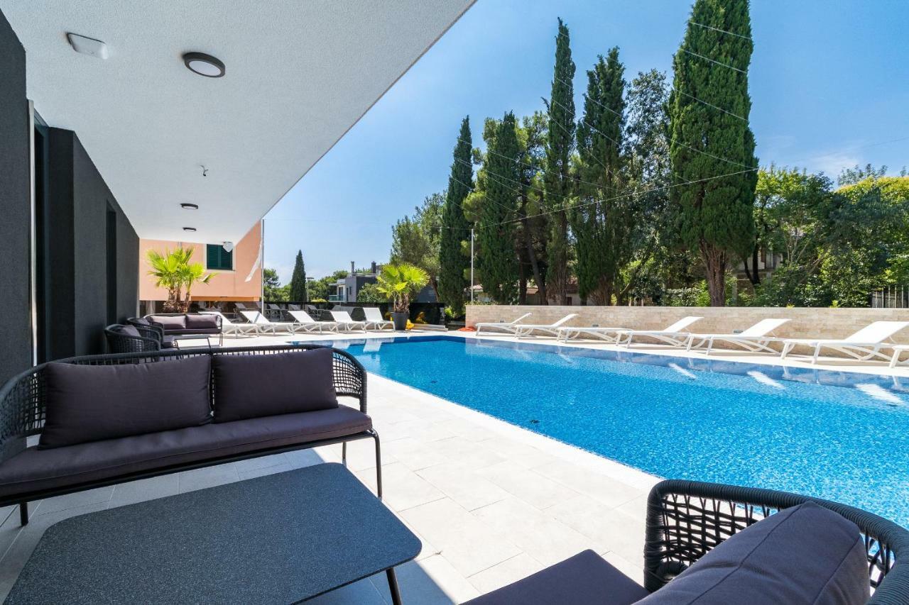 Luxury Apartments Magali 2 ロヴィニ エクステリア 写真