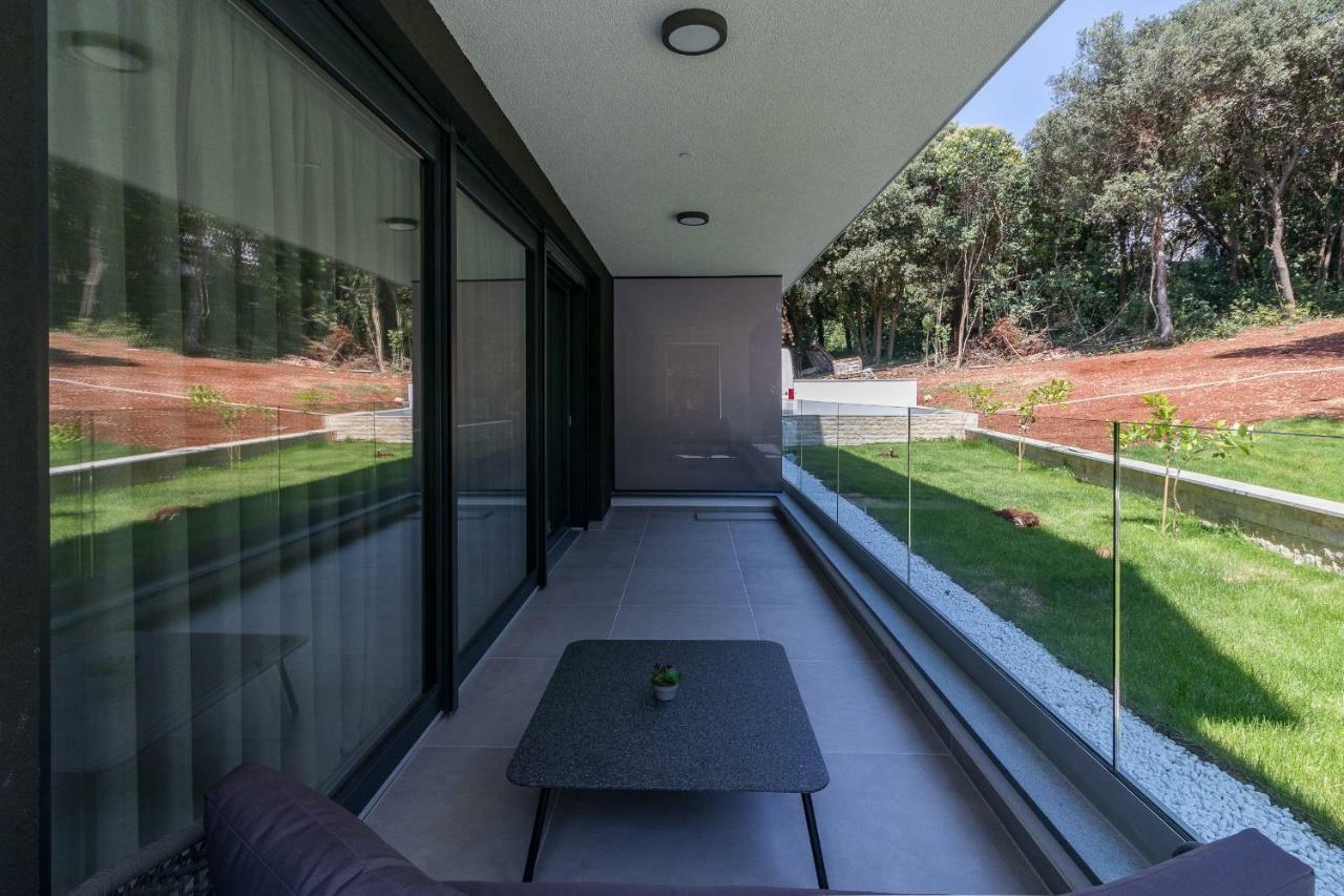 Luxury Apartments Magali 2 ロヴィニ エクステリア 写真
