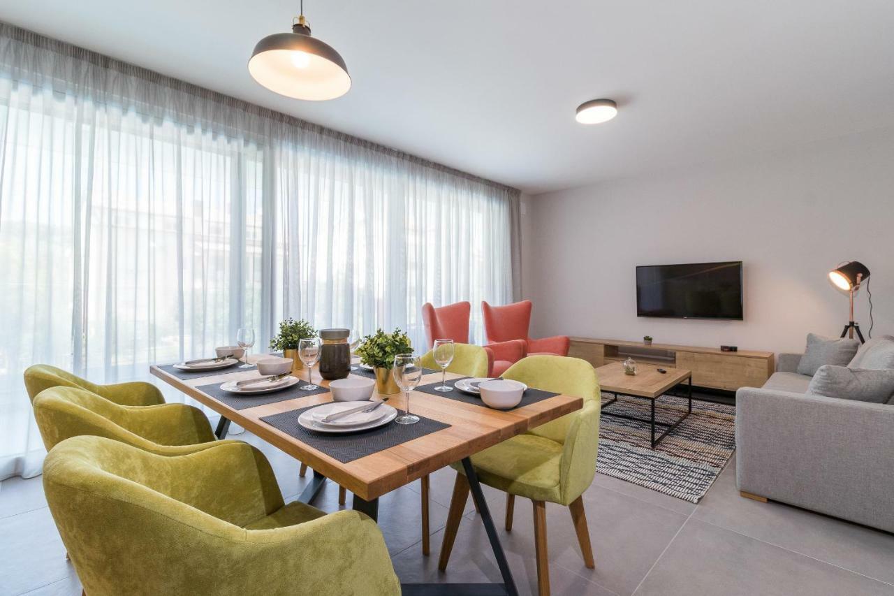 Luxury Apartments Magali 2 ロヴィニ エクステリア 写真